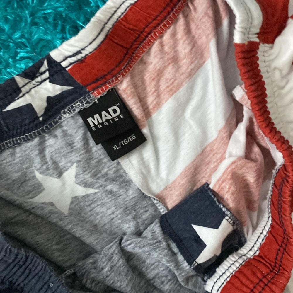 US Flag 🇺🇸 patriotic athletic shorts - Picture 7 of 17